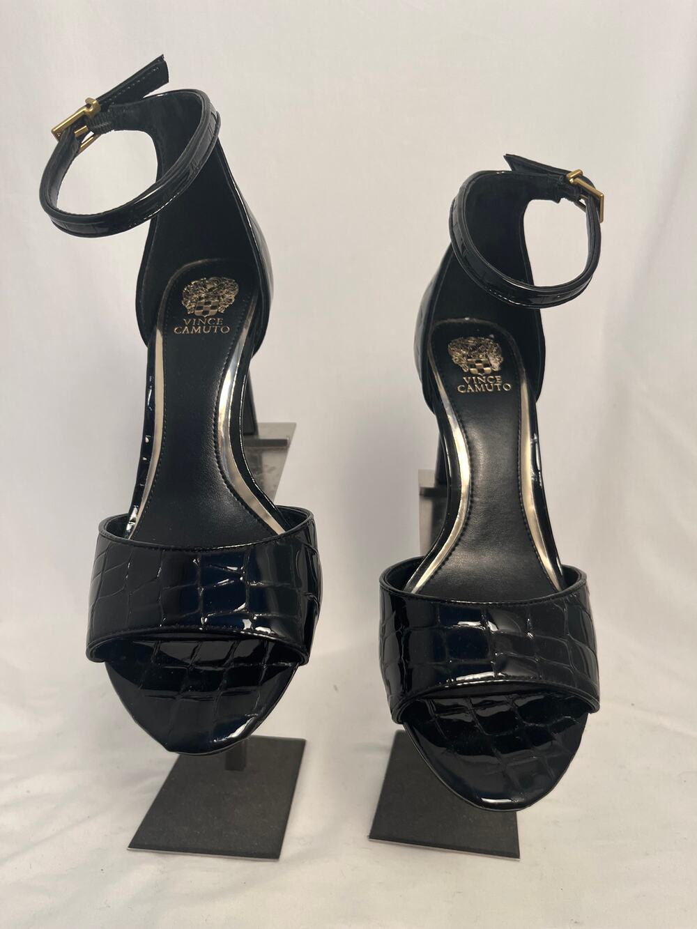 NEW Vince Camuto Black Patent Croc Embossed Ankle Strap Heels Size 8